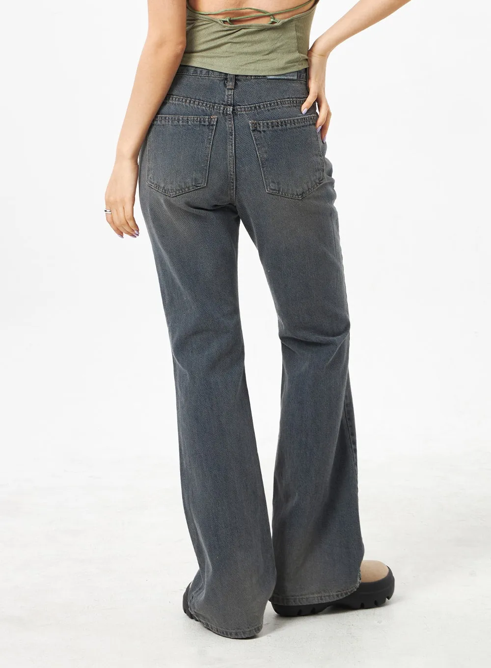 Bootcut Mid-Rise Jeans CA305