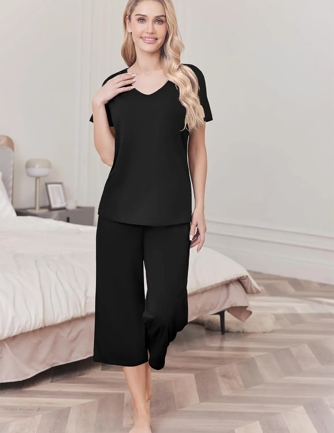 Ekouaer Womens Pajama Set 2 Piece Cotton Pj Short Sleeve Sleepwear Top with Capri Pants Print Nightwear