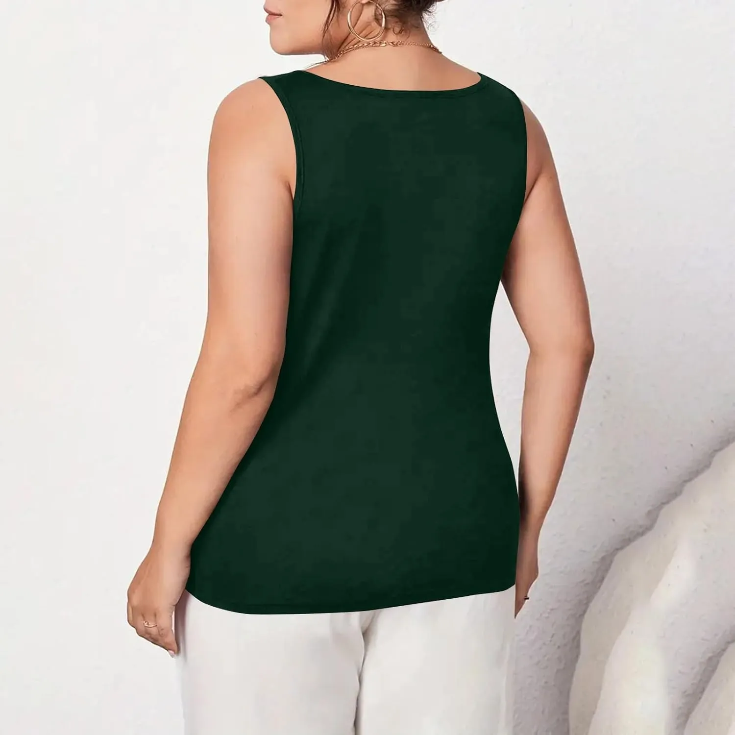 Plus Size Fitted Camisole for Women, Lace Trim U Neck Tank Tops Soft Stretch Cami Shirts Sleeveless Basic Undershrit