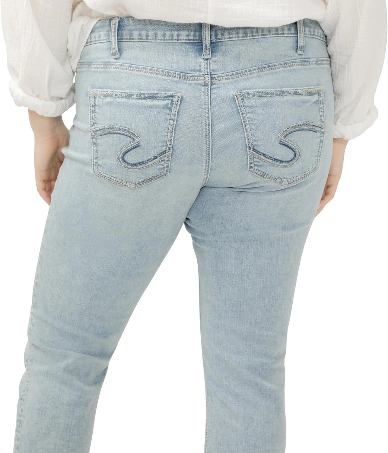 Silver Jeans Co. Women's Plus Size Girlfriend Mid Rise Slim Leg Jeans