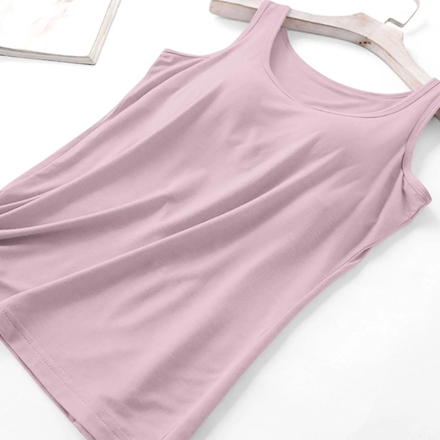 Tank Tops for Women with Built in Bras Loose Yoga Workout Top Basic Sleeveless Stretchy Gym Shirts Summer Undershirts