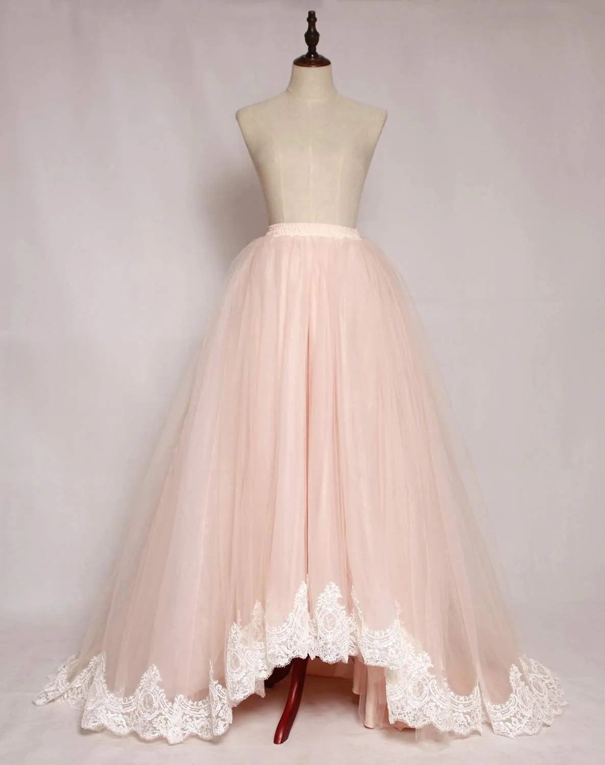 Women Wedding Long Maxi Lace Trim Puffy Tulle Skirt Floor Length with Long Train A Line High Waisted Overskirt for Prom Party